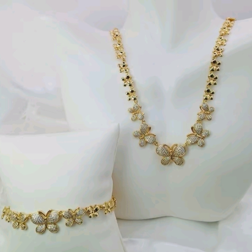 Elegant Gold Butterfly Necklace and Bracelet Set